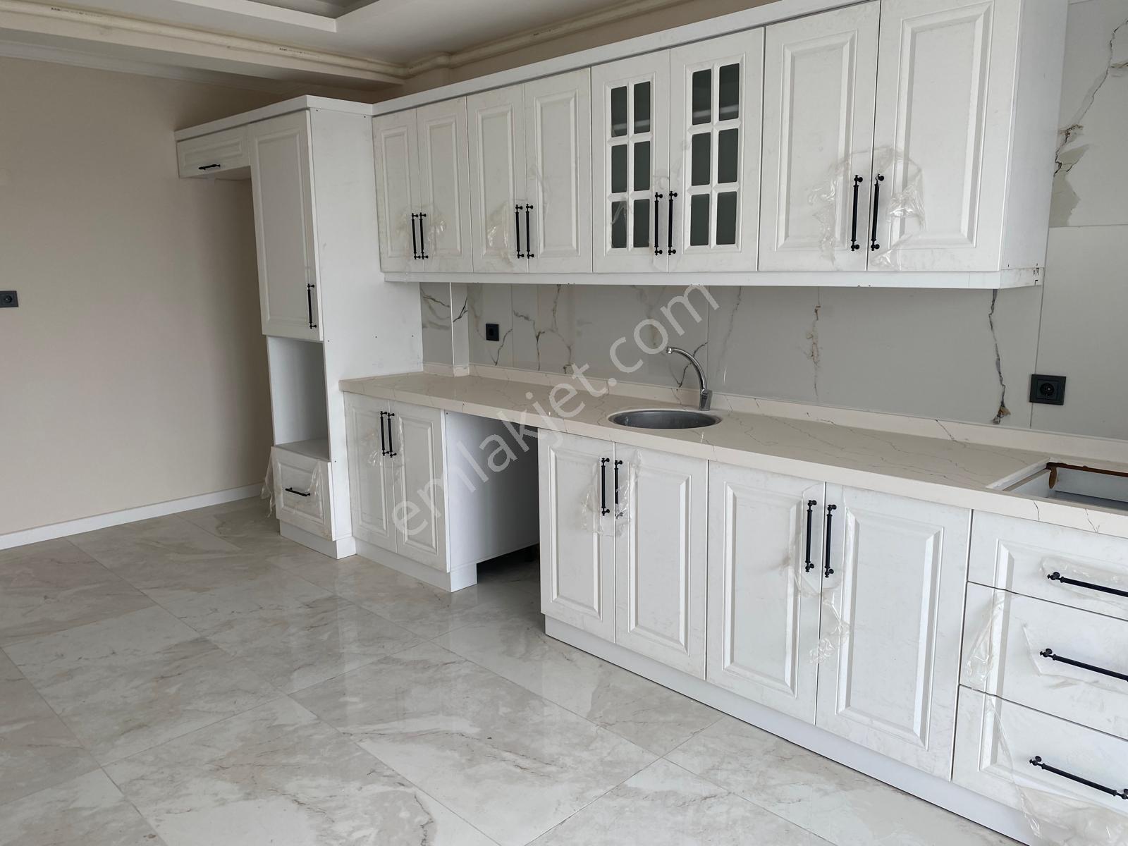 Aydın Germencik Yedieylül Mahallesinde 3+1 Satılık Daire - Görsel 3