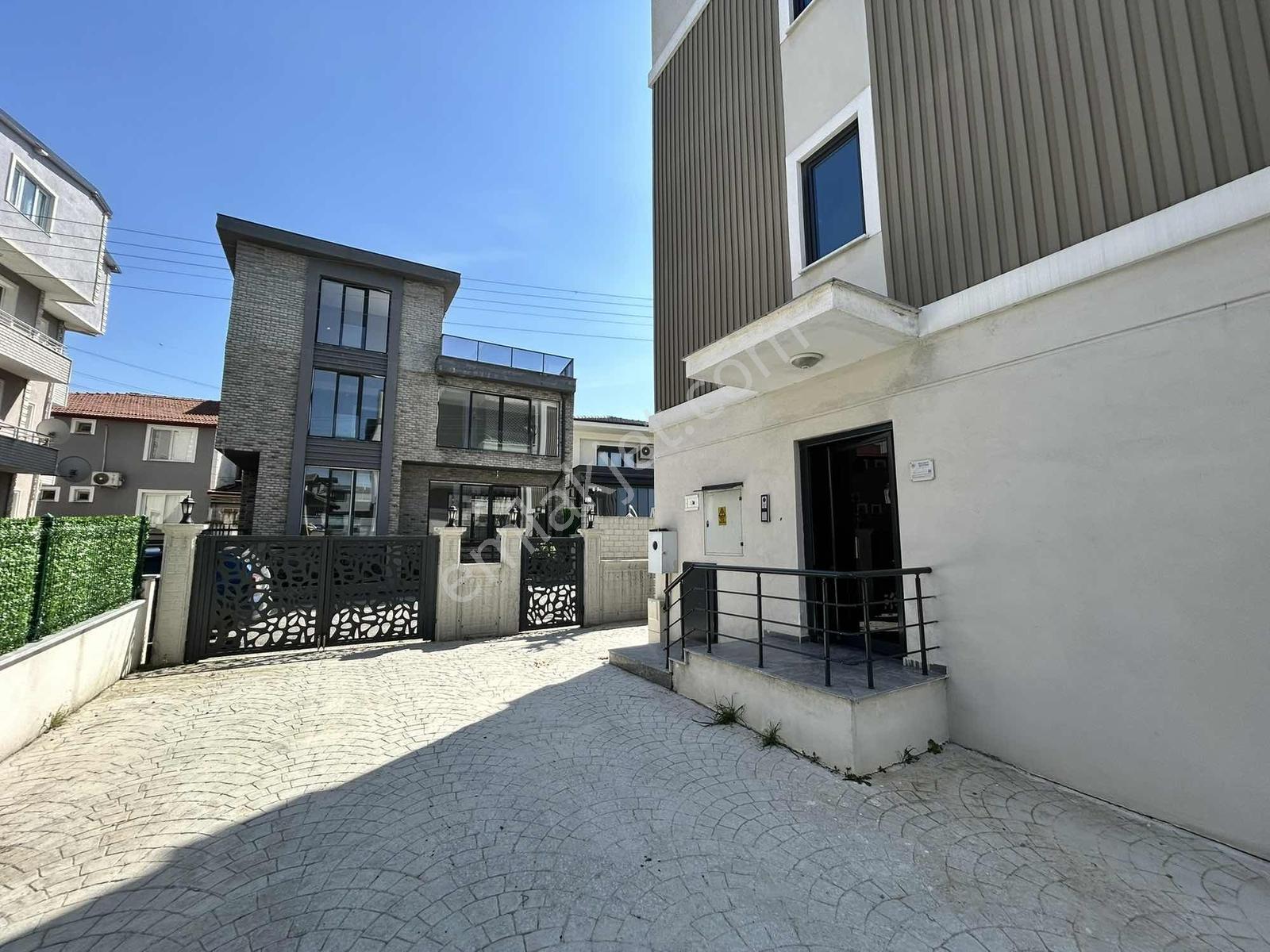 Serdivan | Yeni Bina | Eşyalı | Kiracısız | 2+1 Daire - Görsel 4