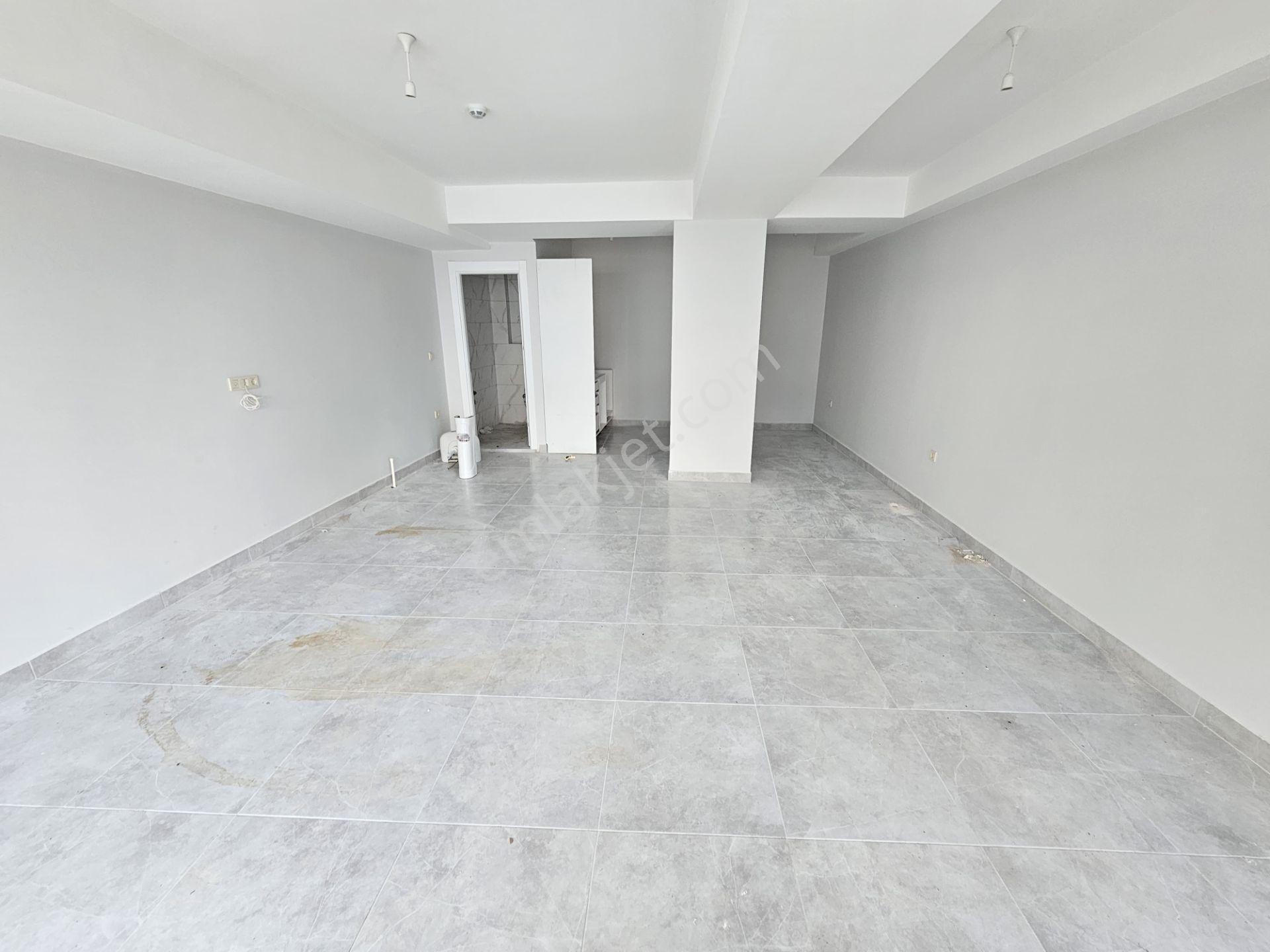 Küçükyalı Mektep Cd Cepheli 34m2 Ön Kullanımlı 60m2 Kiralık Dükkan - Görsel 11