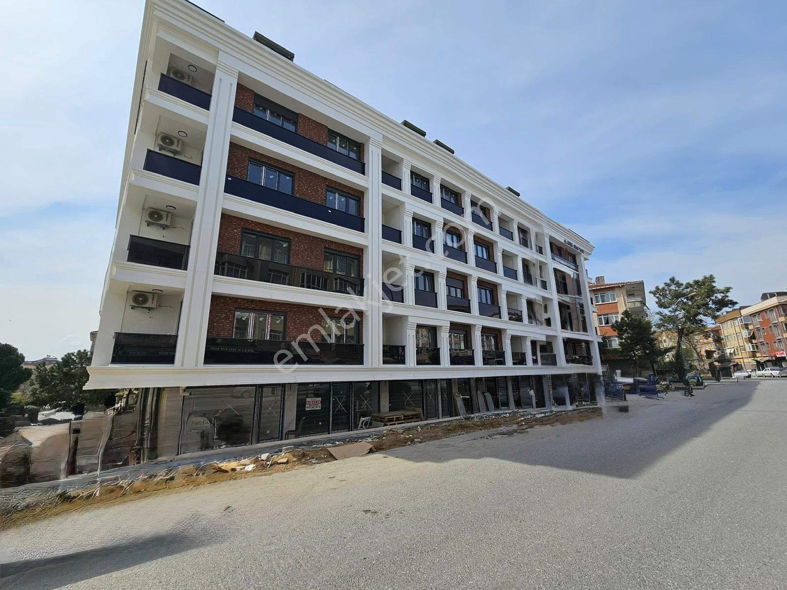 Küçükyalı Mektep Cd Cepheli 34m2 Ön Kullanımlı 60m2 Kiralık Dükkan - Görsel 18