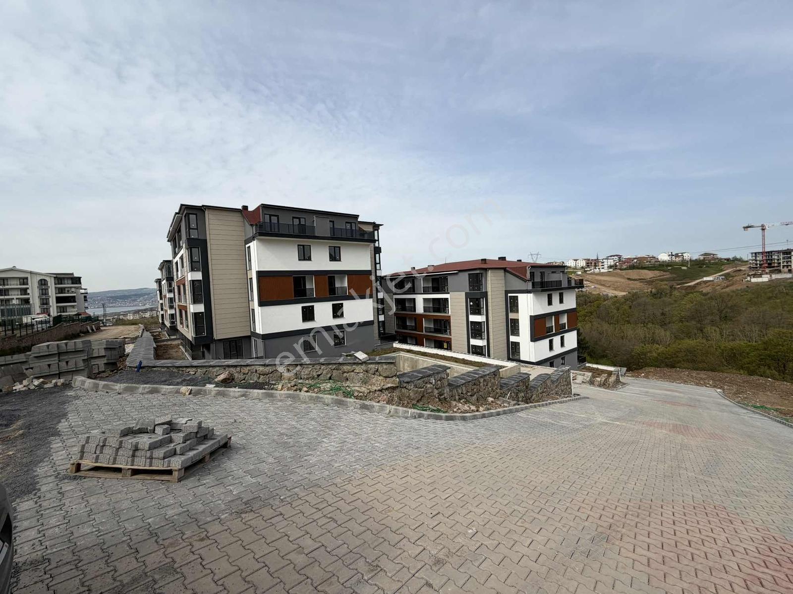 Ekşioğlu Life City'de Satılık 3+1 135m² Eğimsiz Çatı Dubleks - Görsel 2