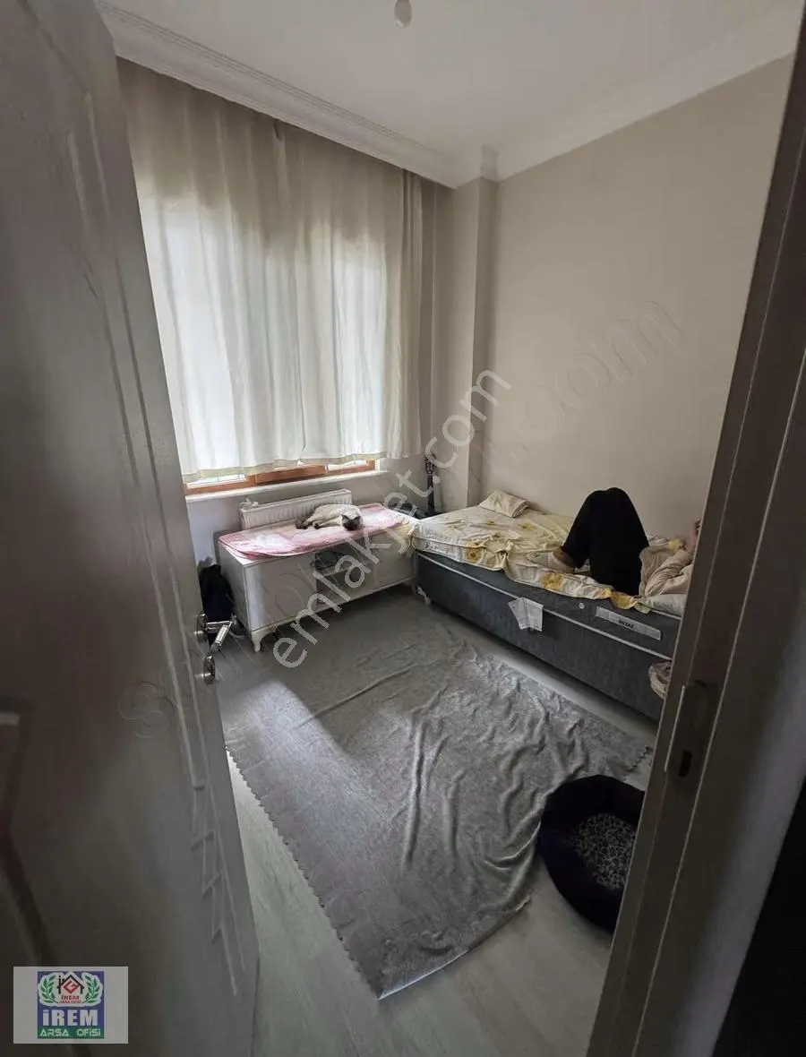 Metroya Çok Yakın Kiralık 2+1 Yüksek Giriş Daire - Görsel 5