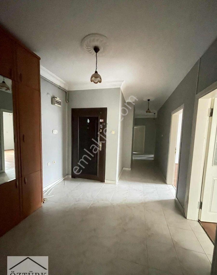 Mimarsinan Mahallesinde Mükemmel Konumda Geniş Kiralık 3+1daire - Görsel 13