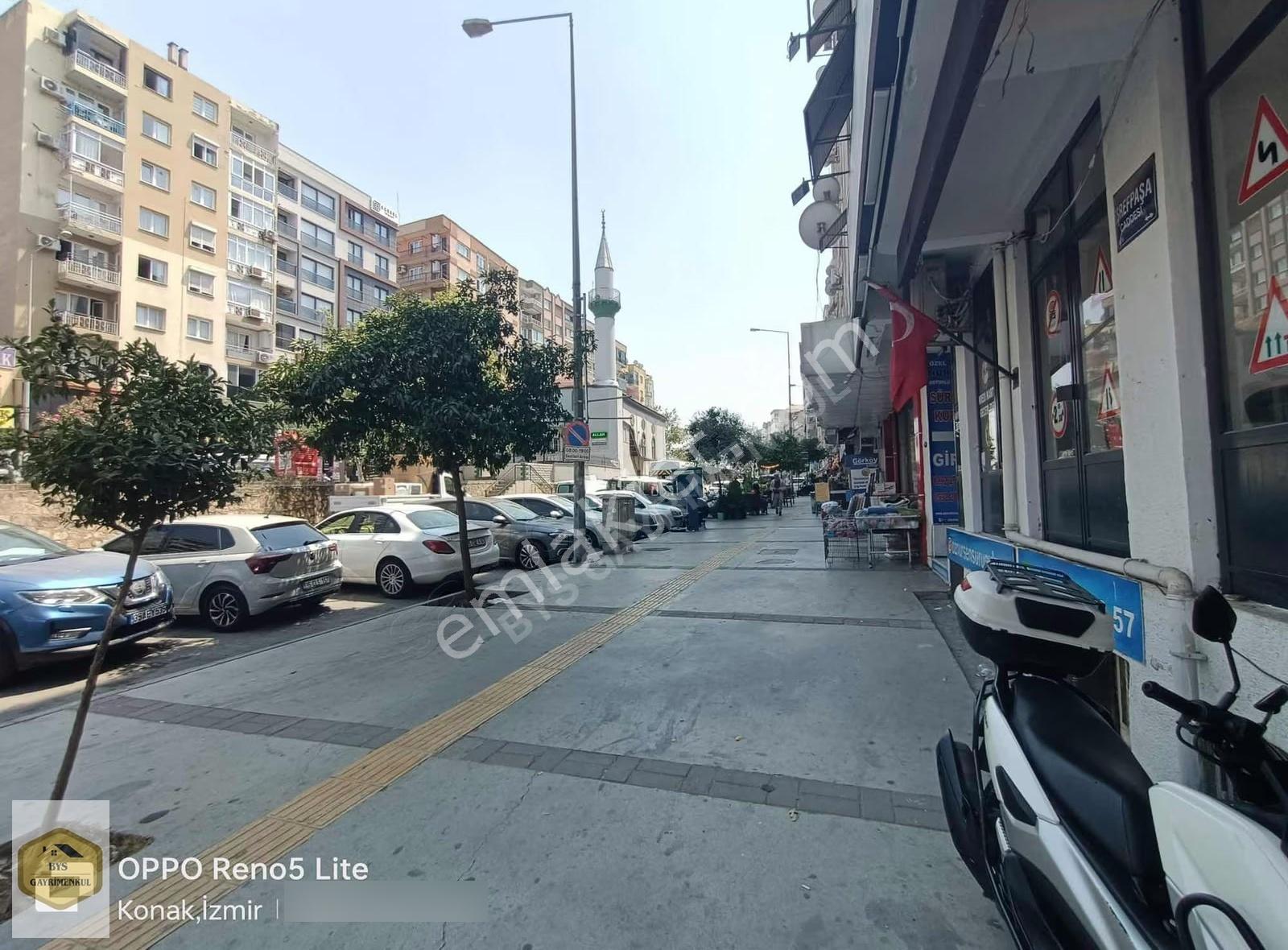 Bys'den Eşrefpaşa Caddesinde Köşe Konumlu Satılık Dükkan