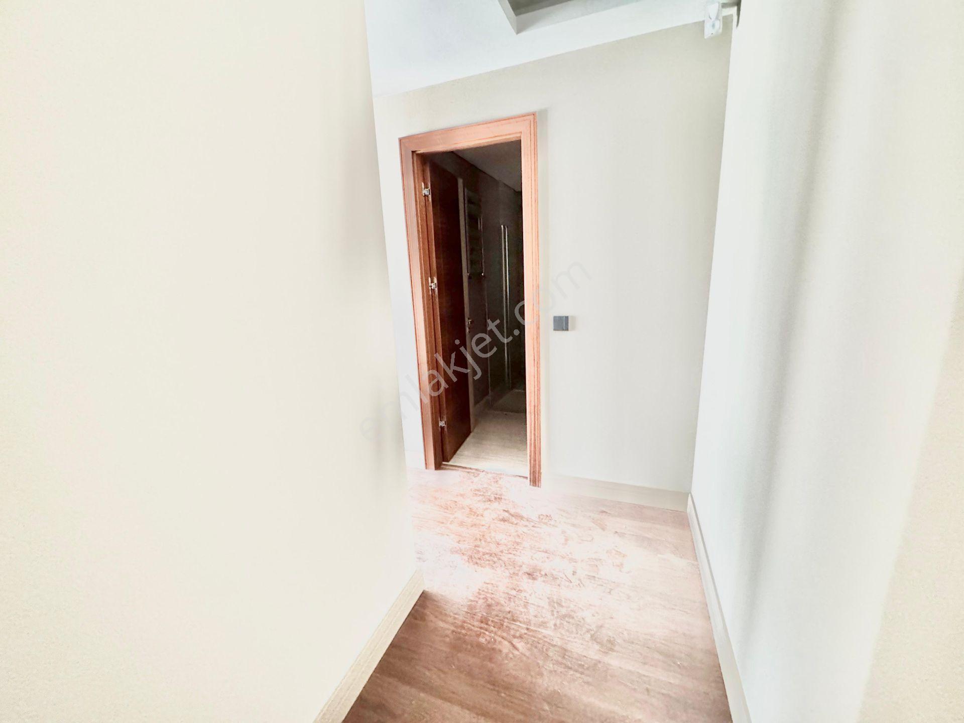 Sur Yapı Excellenceta Lüks 1+1 Kiralık Daire! - Görsel 15