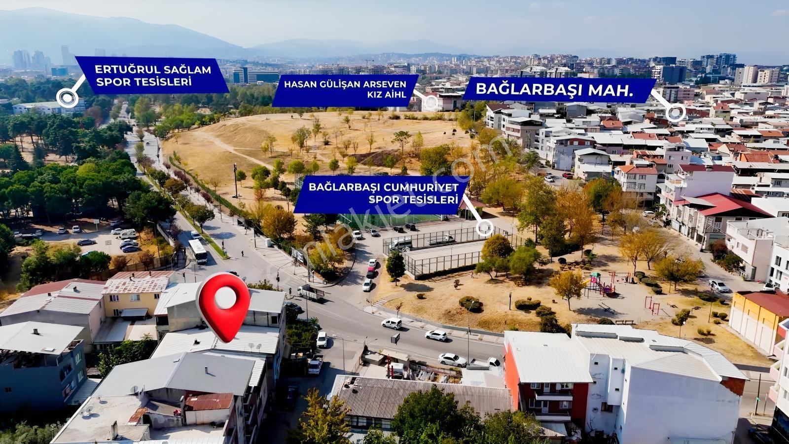 Bağlarbaşı Müstakil 3 Katlı 2+1 Komple Satılık Bina - Görsel 3