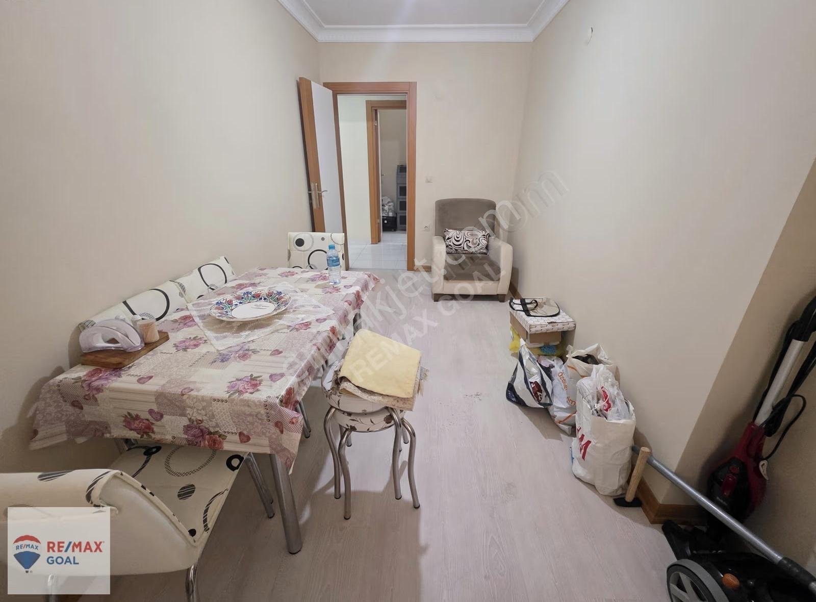 Remax Şirvan'dan Esenyurt'ta Ara Kat Satılık 2+1 Daire - Görsel 15