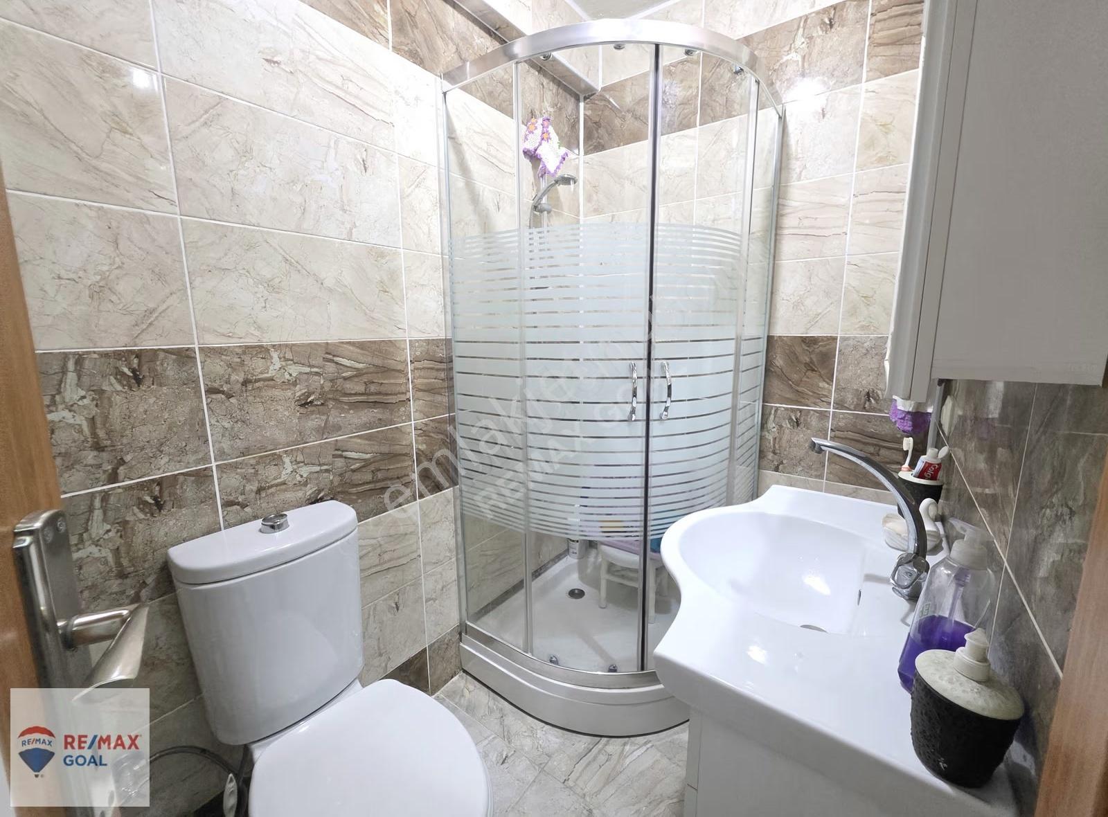 Remax Şirvan'dan Esenyurt'ta Ara Kat Satılık 2+1 Daire - Görsel 24