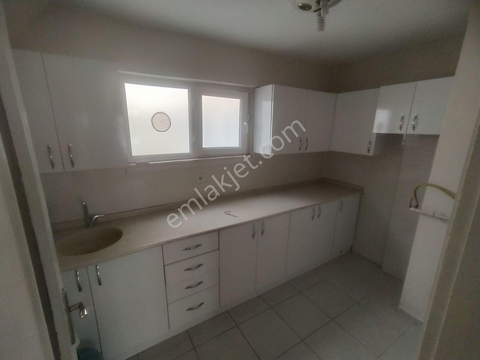 8 Havuz Civarında Kiralık 2+1 Ofis - Görsel 2