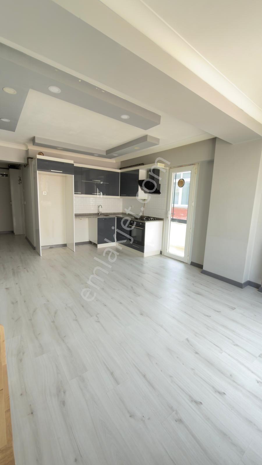 Muhittin Mah. File Market Sokağında 1+1 Masrafsız Kiralık Daire - Görsel 12