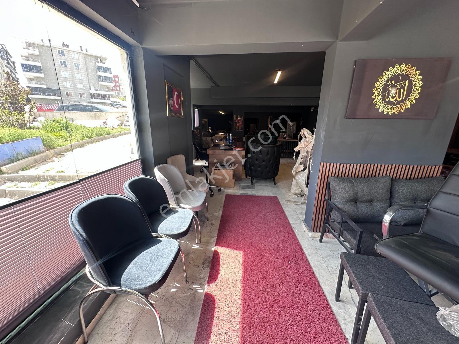 Karapürçekte 320 M² 2 Katlı Dükkan - Yeme İçme Konseptine Uygun - Görsel 13