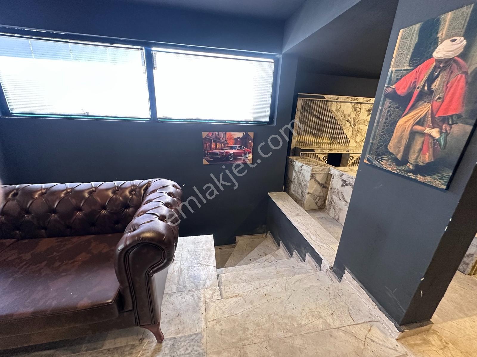 Karapürçekte 320 M² 2 Katlı Dükkan - Yeme İçme Konseptine Uygun - Görsel 15