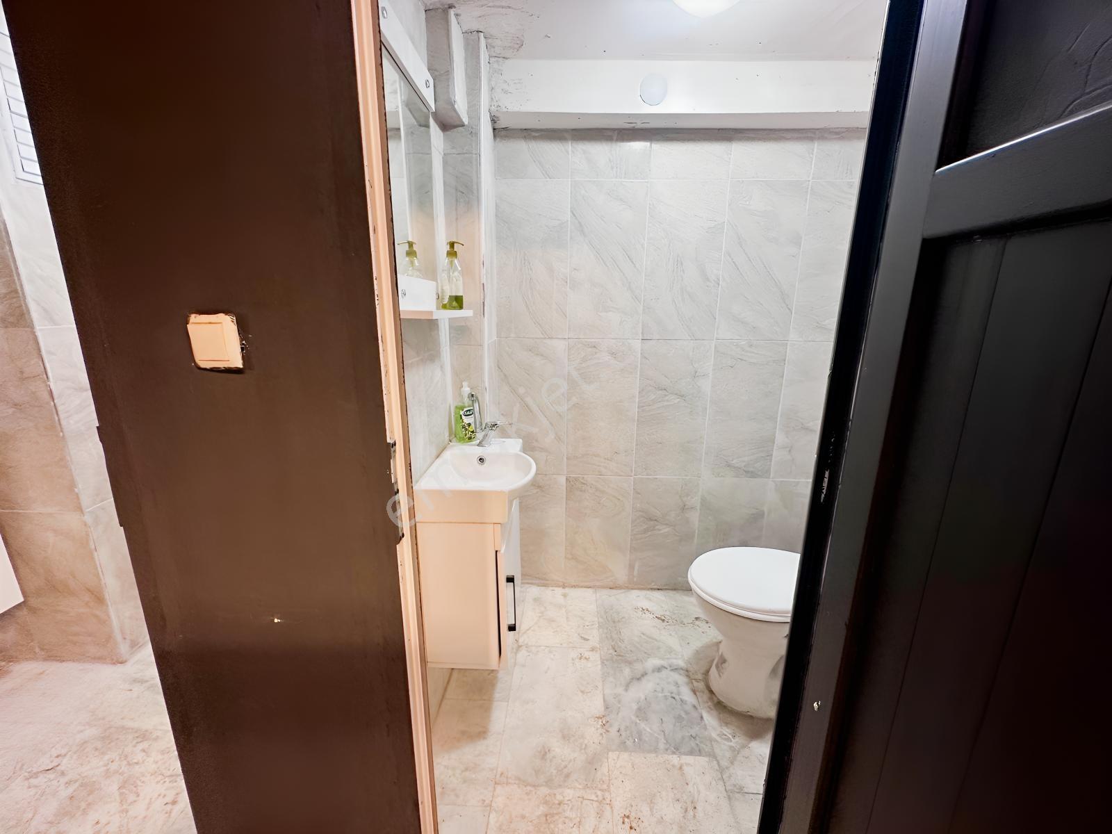 Karapürçekte 320 M² 2 Katlı Dükkan - Yeme İçme Konseptine Uygun - Görsel 31
