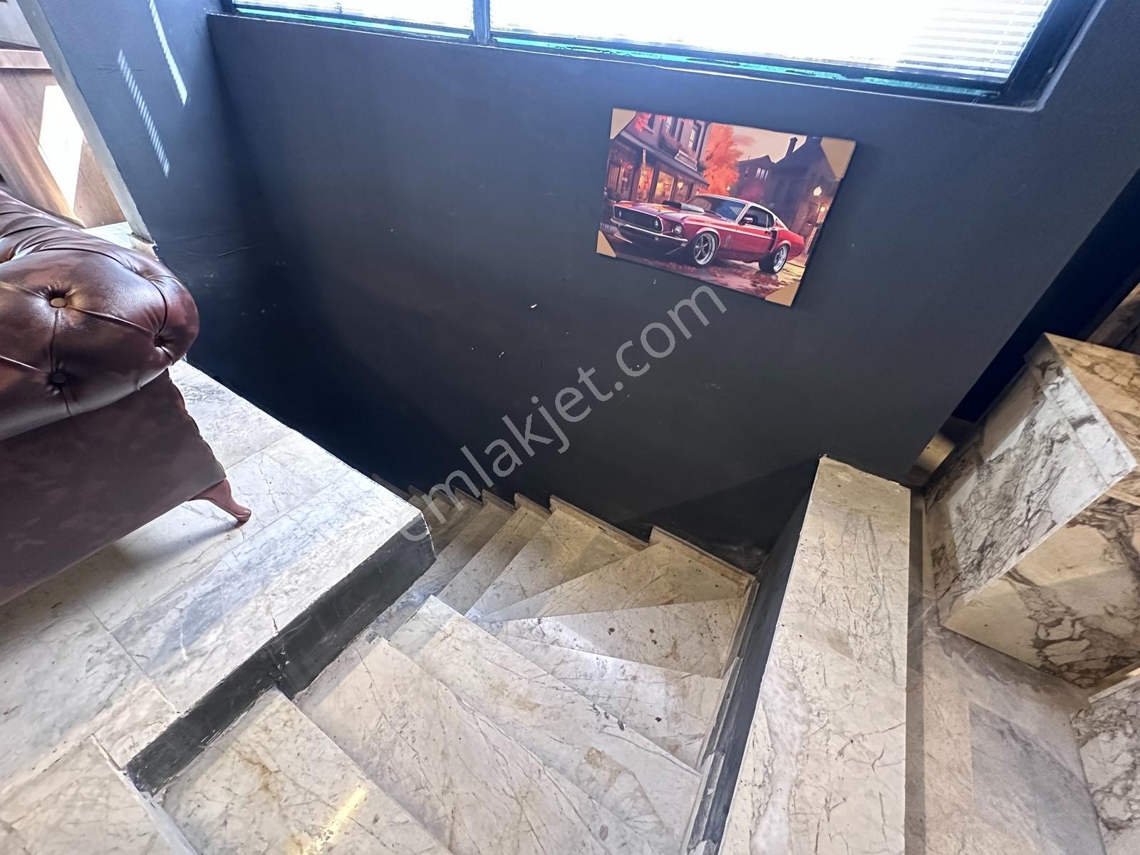 Karapürçekte 320 M² 2 Katlı Dükkan - Yeme İçme Konseptine Uygun - Görsel 43