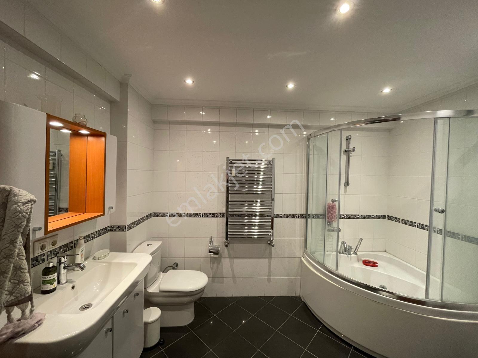 Nişantaşı Teşvikiye Mahallesi'nde 3+1 Kiralık Ferah Daire - Görsel 5