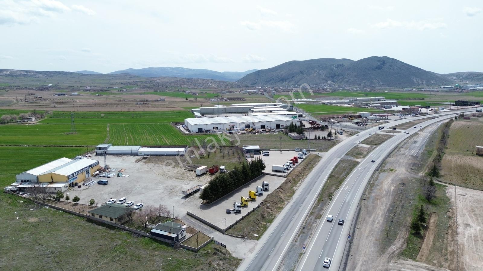 Nevşehir Aksaray Yolunda Ana Yola Sıfır Satılık Ticari Arazi - Görsel 3