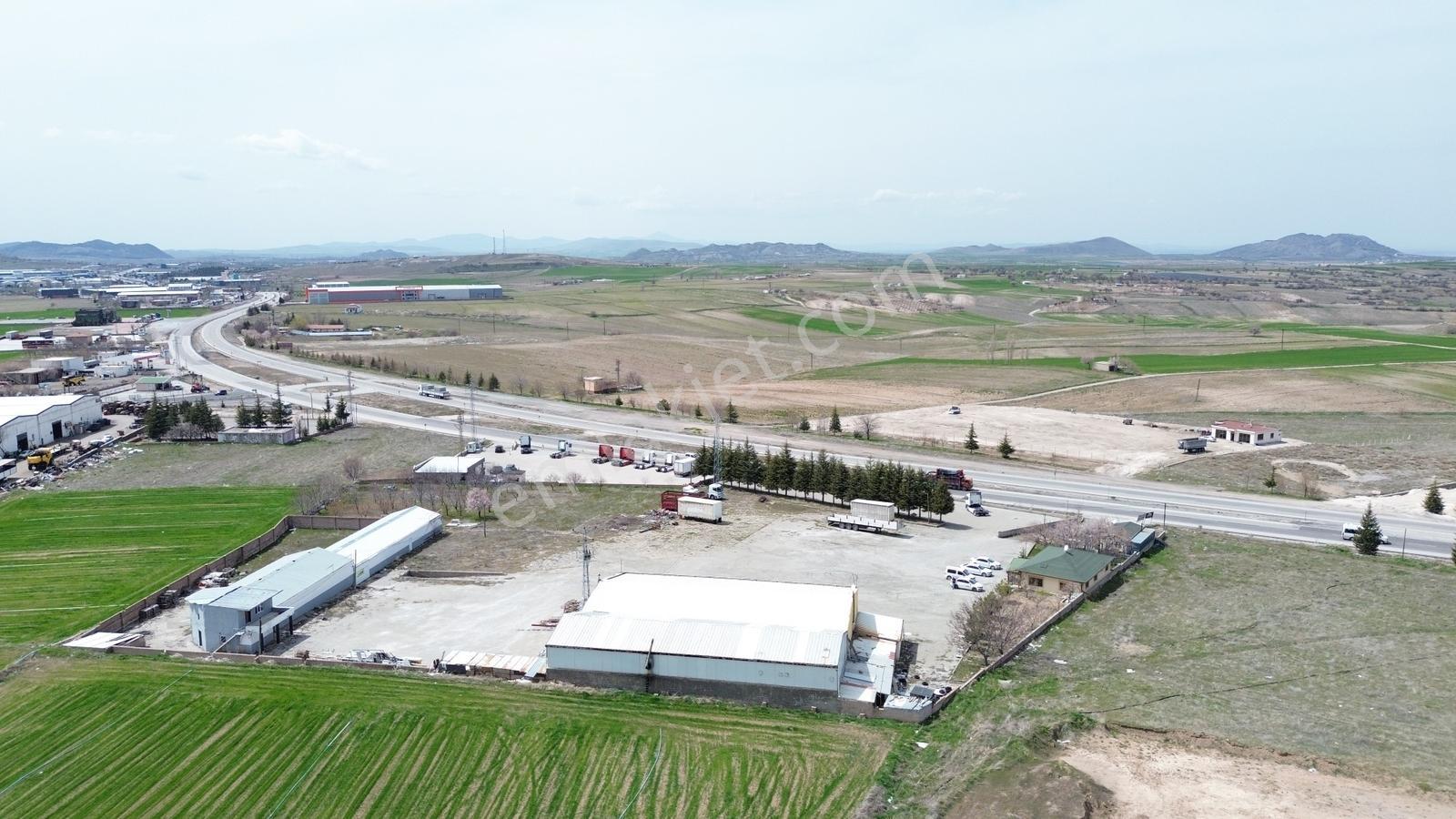 Nevşehir Aksaray Yolunda Ana Yola Sıfır Satılık Ticari Arazi - Görsel 24