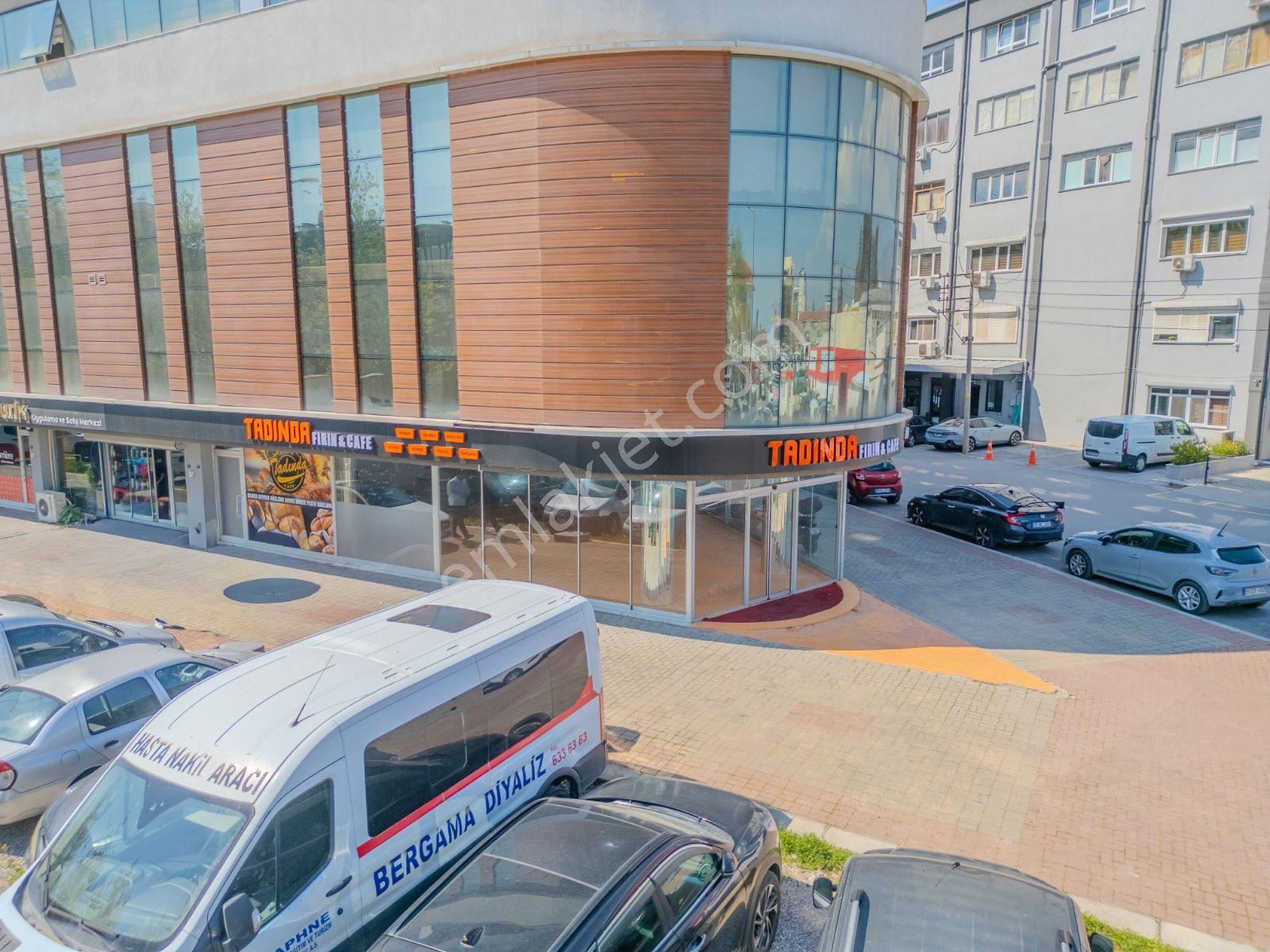 Bornova Ofisler Bölgesinde Geniş Ve Çift Cephe Kiralık İşyeri - Görsel 5