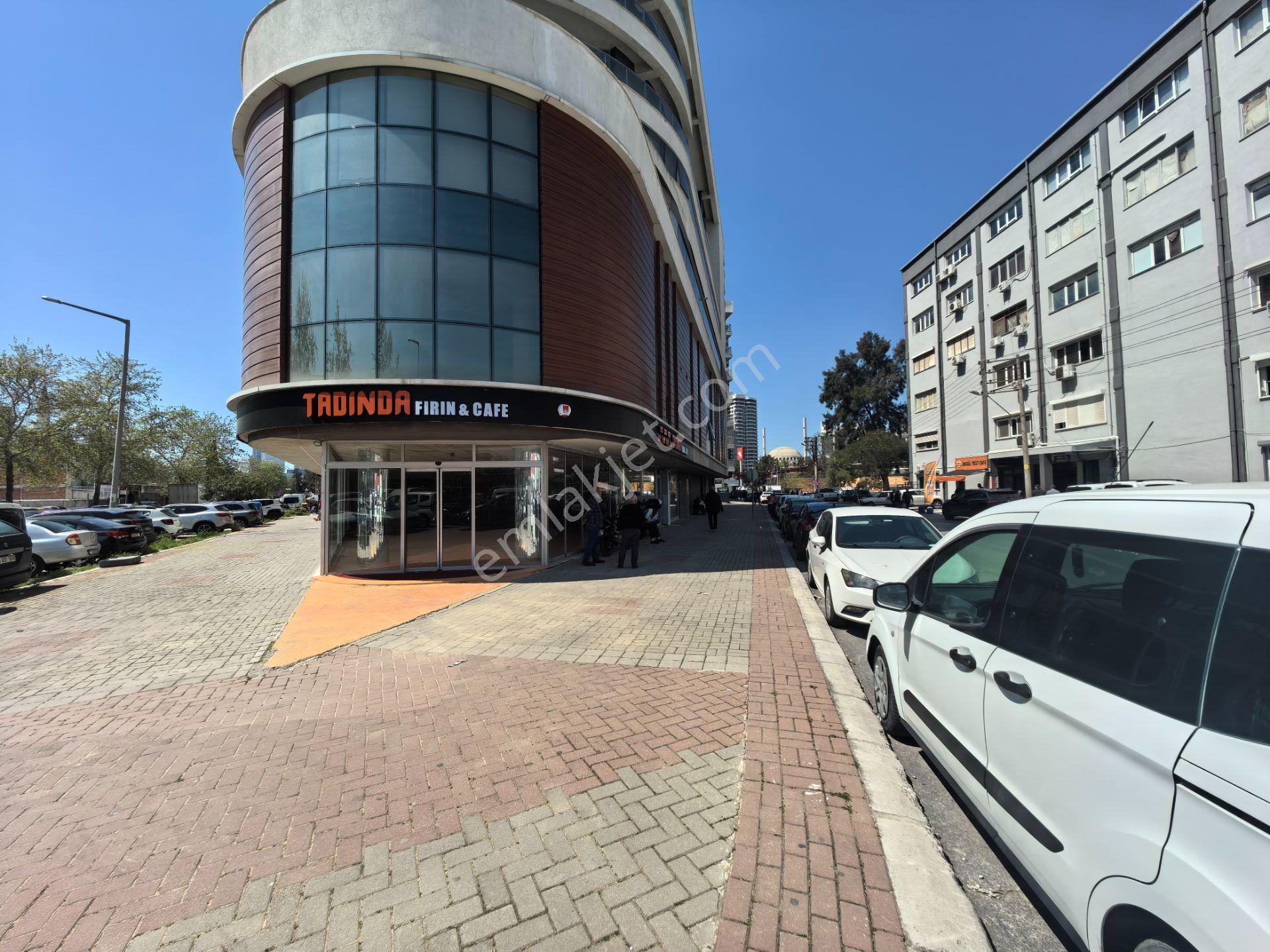 Bornova Ofisler Bölgesinde Geniş Ve Çift Cephe Kiralık İşyeri - Görsel 19
