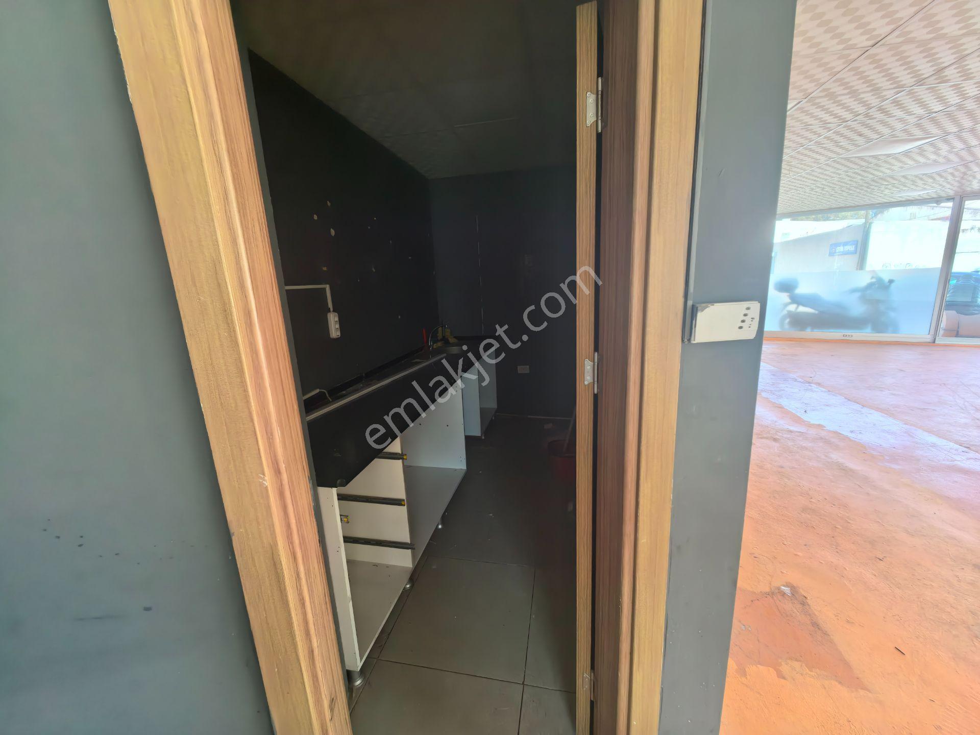 Bornova Ofisler Bölgesinde Geniş Ve Çift Cephe Kiralık İşyeri - Görsel 11