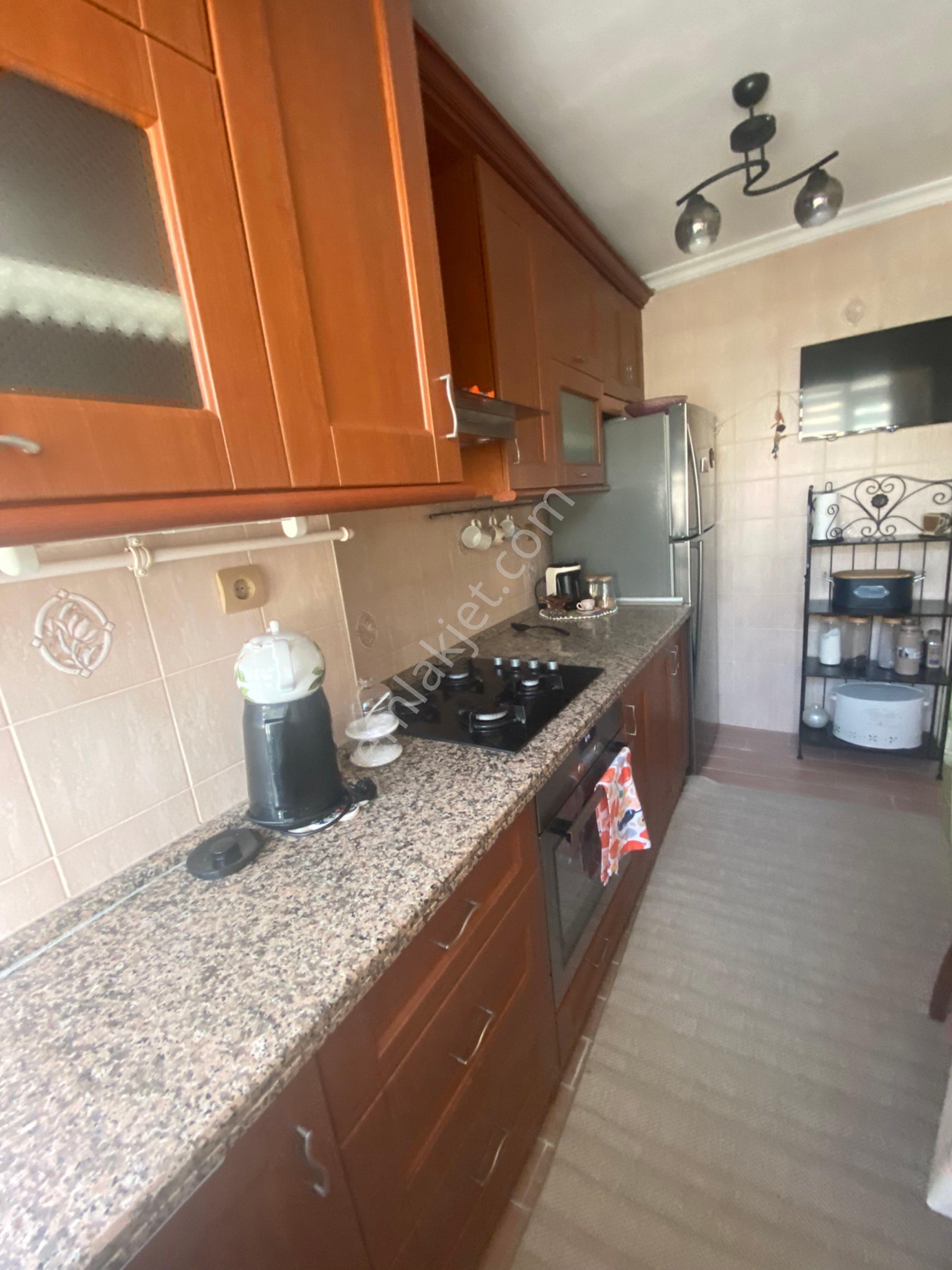 Cihangir Emlaktan Hocahasanda Satılık Geniş Asansörlü Bakımlı Arakat Daire - Görsel 32