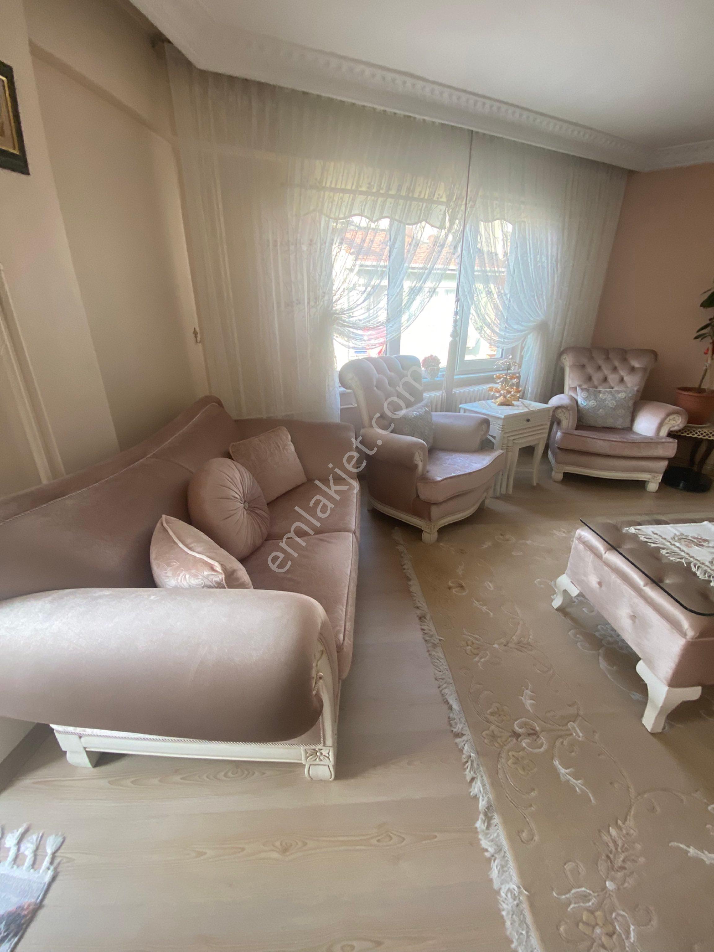 Cihangir Emlaktan Hocahasanda Satılık Geniş Asansörlü Bakımlı Arakat Daire - Görsel 33