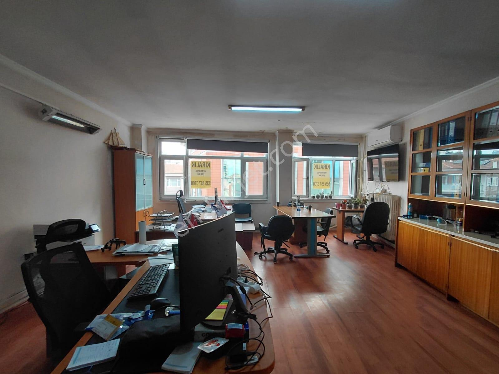 Şişli Mecidiyeköy Meydana 2 Dk. 50m2 Satılık Büro/işhanı Katı - Görsel 18