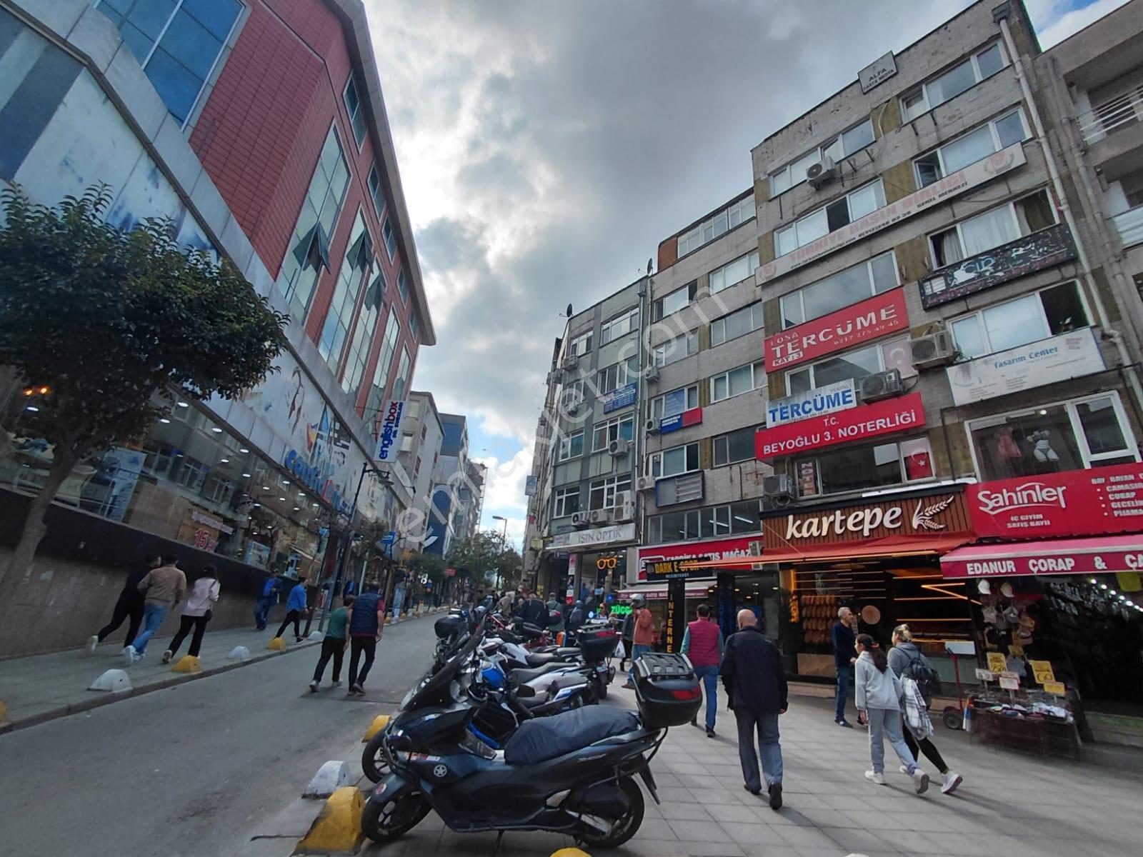 Şişli Mecidiyeköy Meydana 2 Dk. 50m2 Satılık Büro/işhanı Katı - Görsel 4