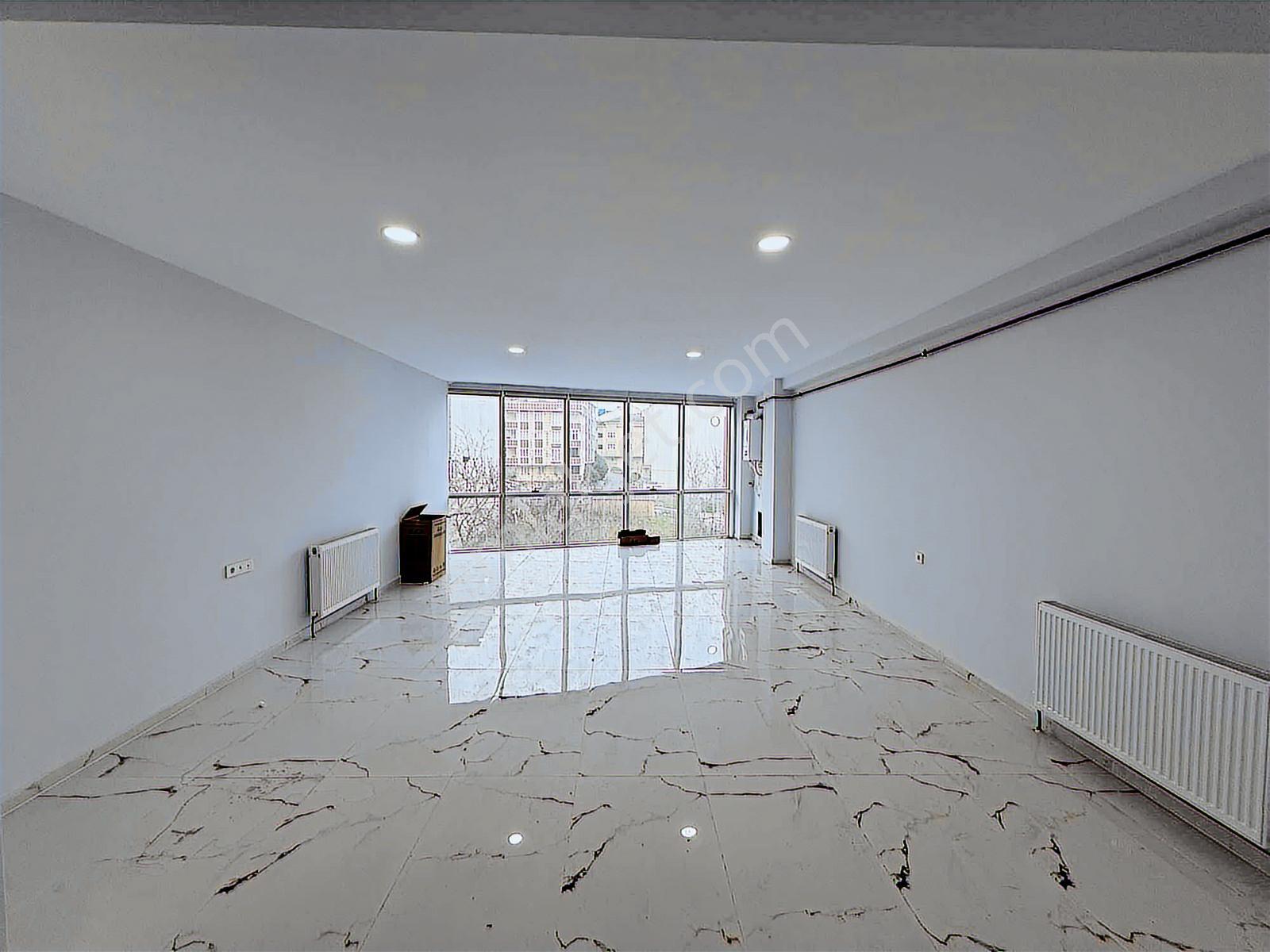 Merkezde Yıldırım Beyazıt Cad. Kiralık Home Ofisler 60m² - Görsel 3