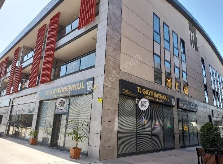 Sakarya Erenler Çaybaşıyeniköy'de Satılık İyi Konumda Tarla - Görsel 3
