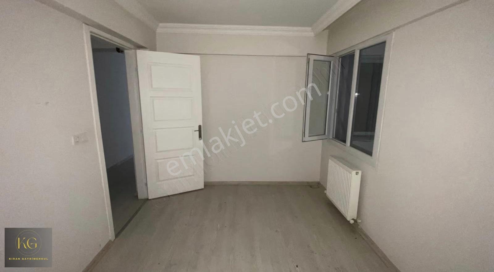 Manisa Yunusemre Muradiyede Kiralık 2+1 Ara Kat Daire - Görsel 14