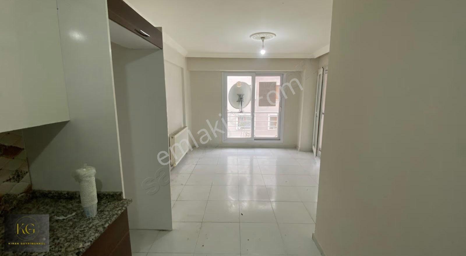 Manisa Yunusemre Muradiyede Kiralık 2+1 Ara Kat Daire