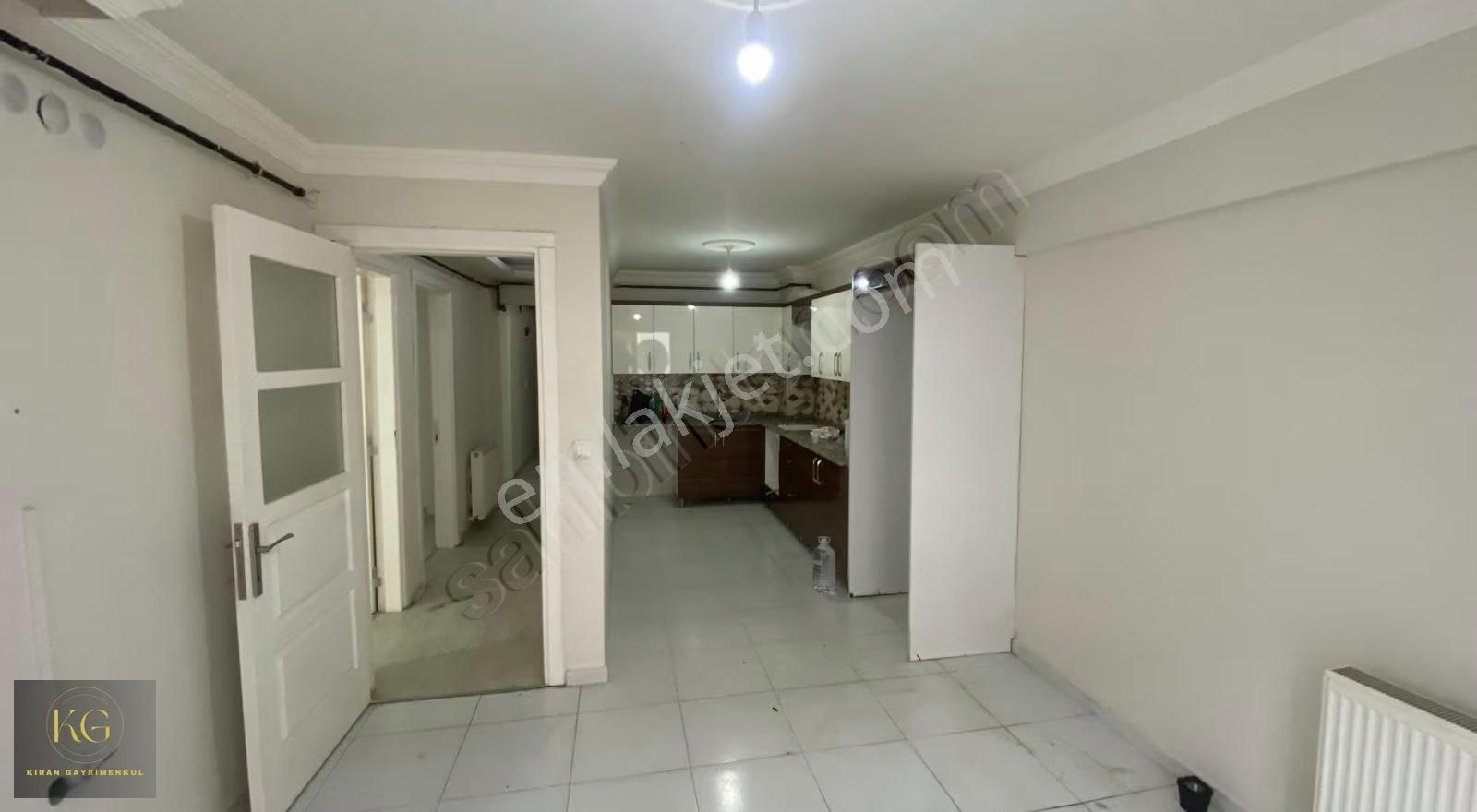 Manisa Yunusemre Muradiyede Kiralık 2+1 Ara Kat Daire - Görsel 5