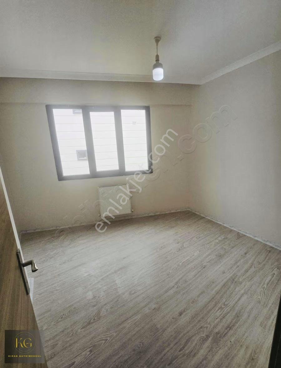 Kıran Gayrimenkulden Muradiyede Satılık 2+1 Arkat Sıfır Daire - Görsel 19