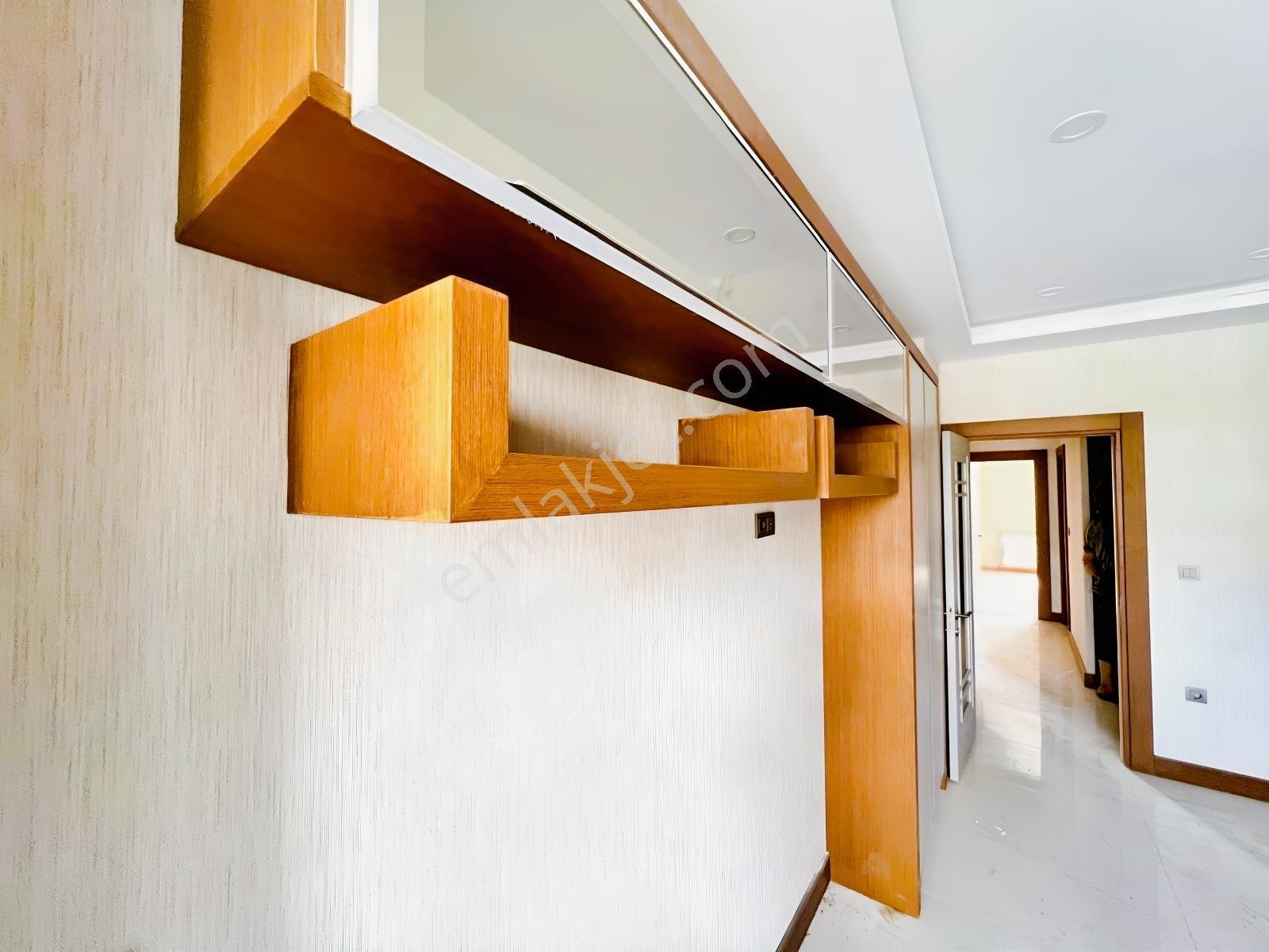 İstanbul Beylikdüzün De Huzurlu Bir Sitede Satılık 2+1 Daire - Görsel 17