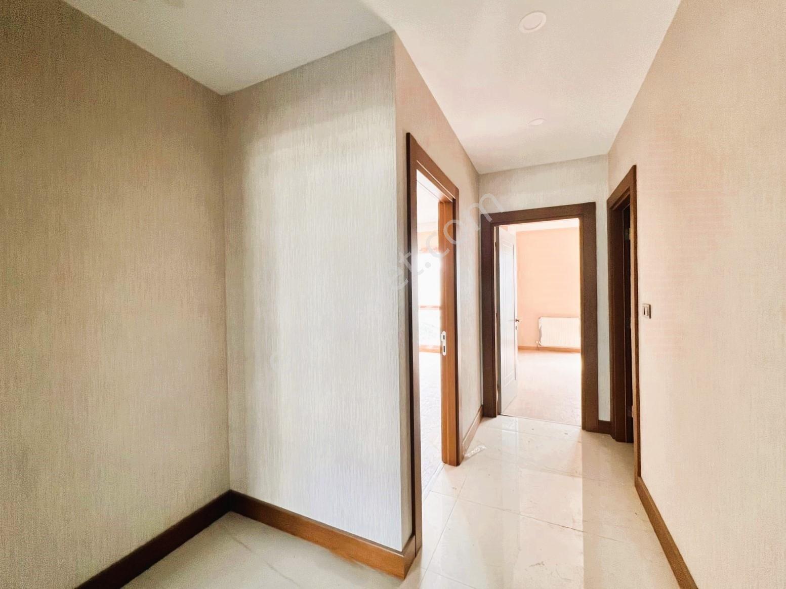İstanbul Beylikdüzün De Huzurlu Bir Sitede Satılık 2+1 Daire - Görsel 18