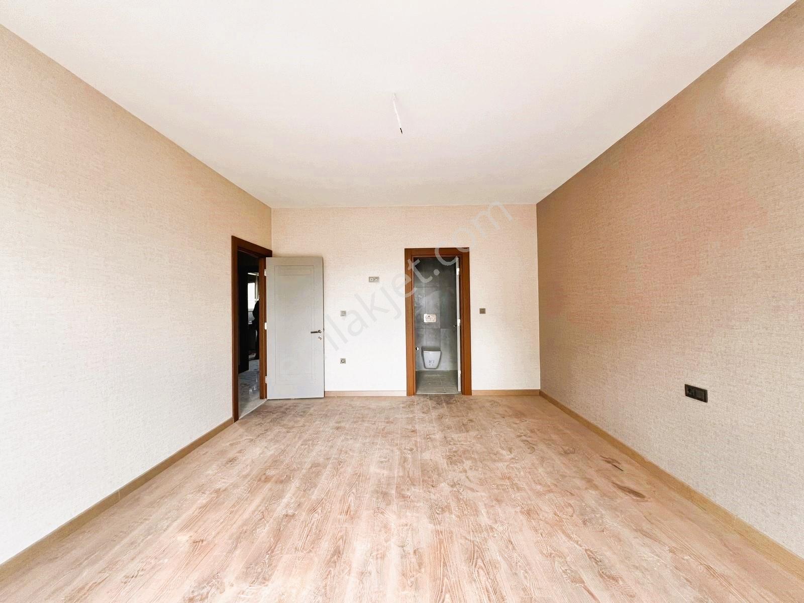 İstanbul Beylikdüzün De Huzurlu Bir Sitede Satılık 2+1 Daire - Görsel 7