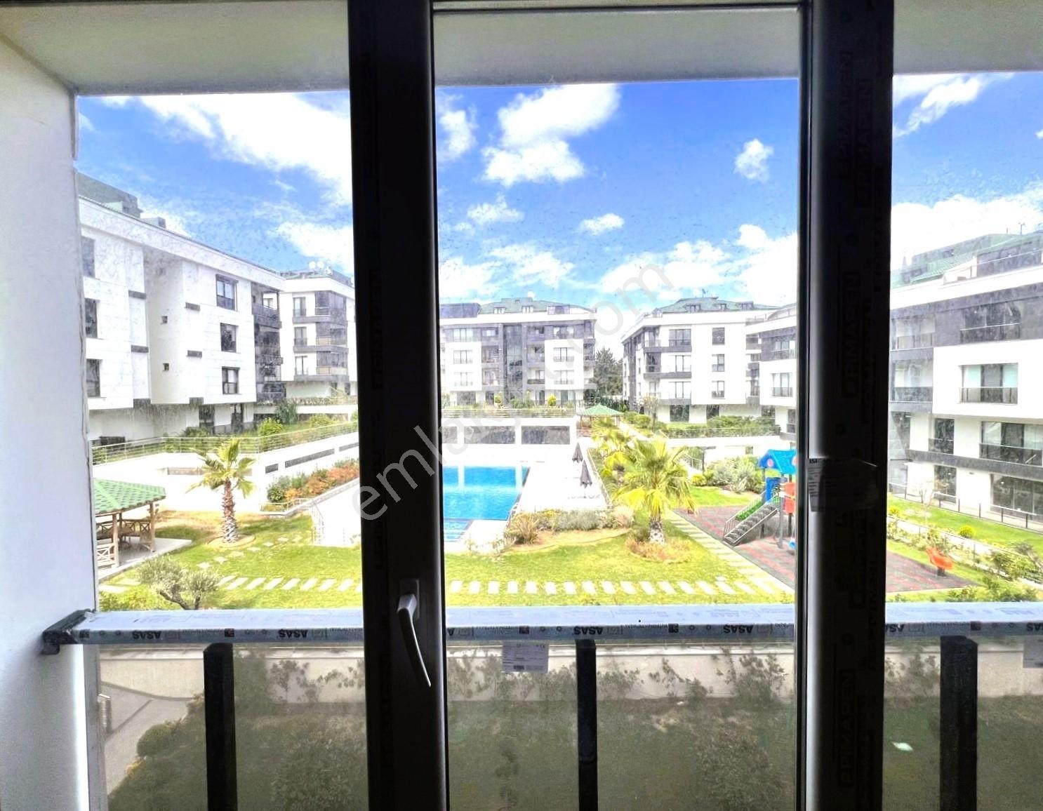 İstanbul Beylikdüzün De Huzurlu Bir Sitede Satılık 2+1 Daire - Görsel 12