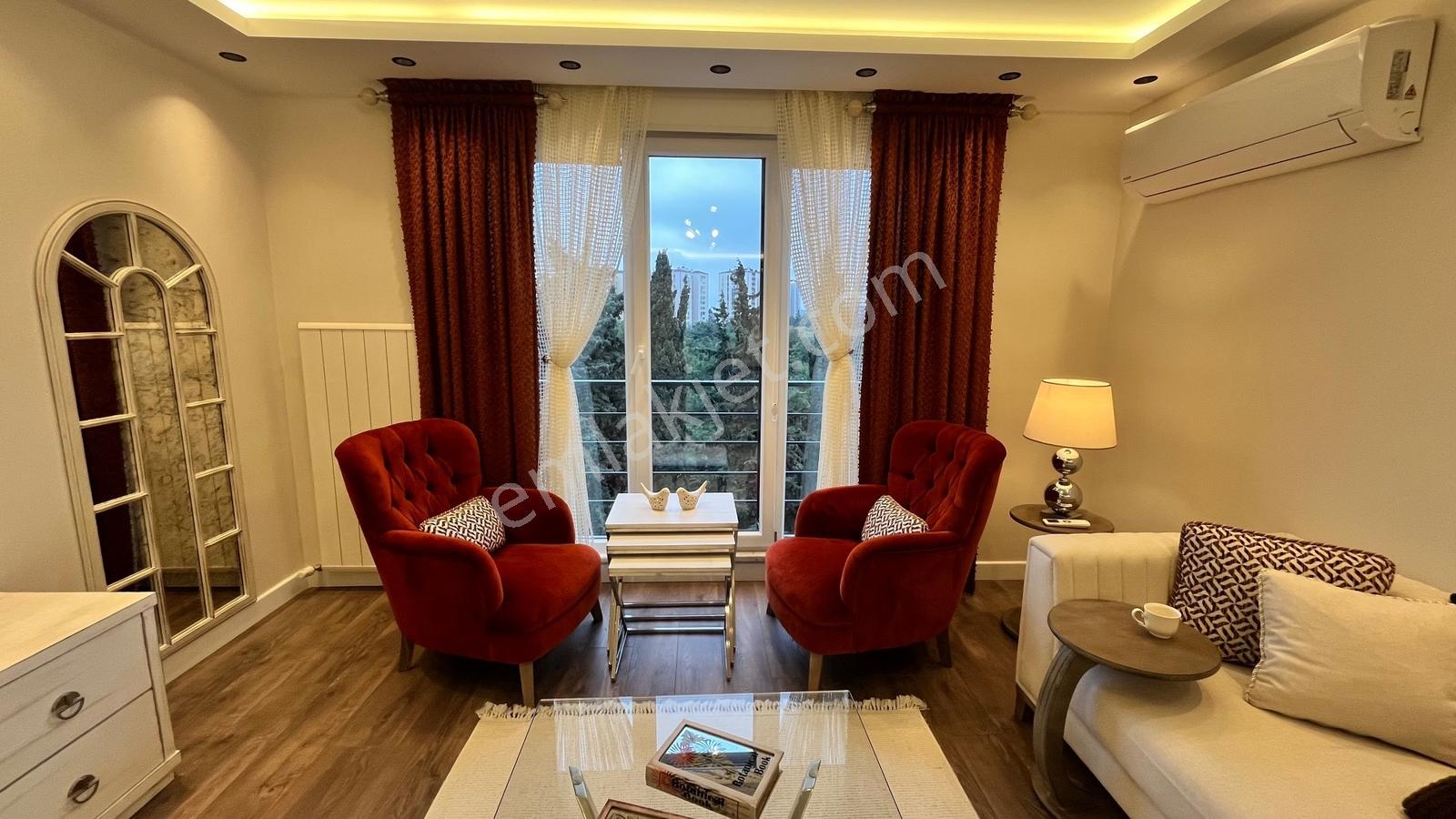 Bakırköy'de Doğa İle İç İçe 300m2 5+2 Saunalı Ultra Lüks Dubleks - Görsel 10