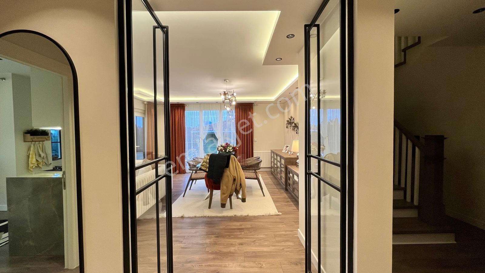 Bakırköy'de Doğa İle İç İçe 300m2 5+2 Saunalı Ultra Lüks Dubleks - Görsel 11