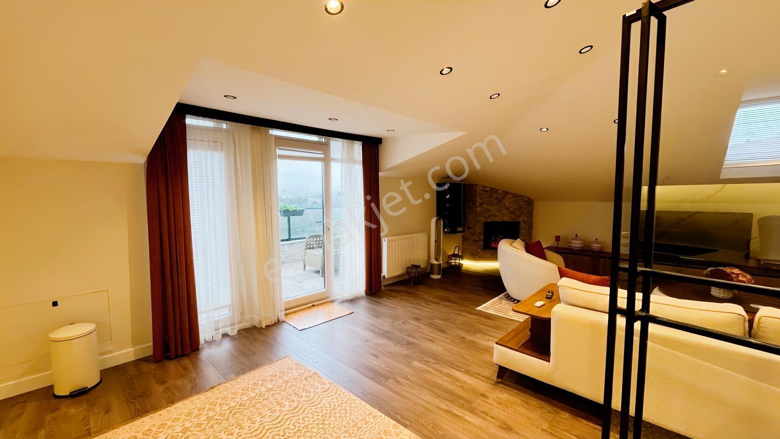 Bakırköy'de Doğa İle İç İçe 300m2 5+2 Saunalı Ultra Lüks Dubleks - Görsel 28