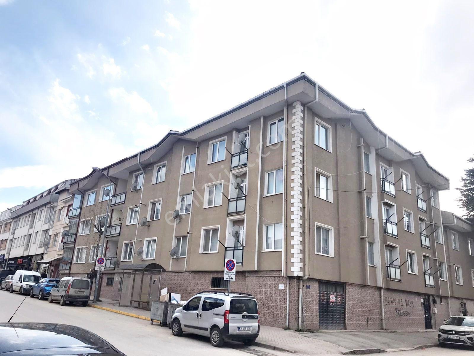 Buewo'dan / Büyükdere'de / 3+1 / Ara Kat / 135 M²/ Tamamen Yenilenmiş Daire