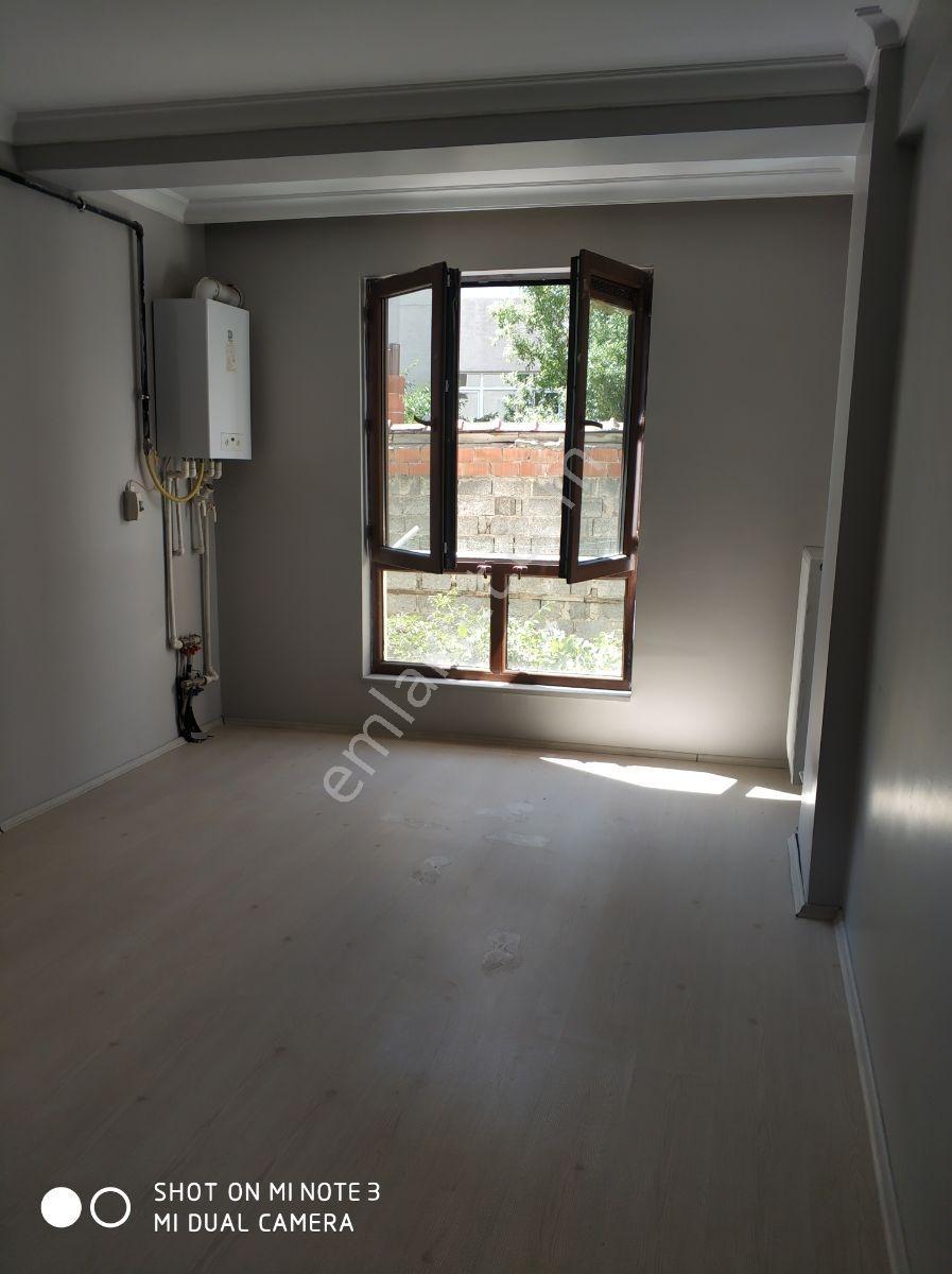 Kumlubel'de Kiralık Ara Kat Asansörlü Bakımlı Ayrı Mutfak 1+0 - Görsel 9
