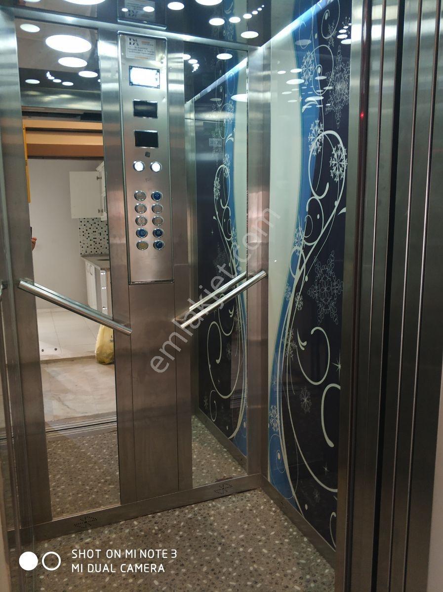 Kumlubel'de Kiralık Ara Kat Asansörlü Bakımlı Ayrı Mutfak 1+0 - Görsel 4