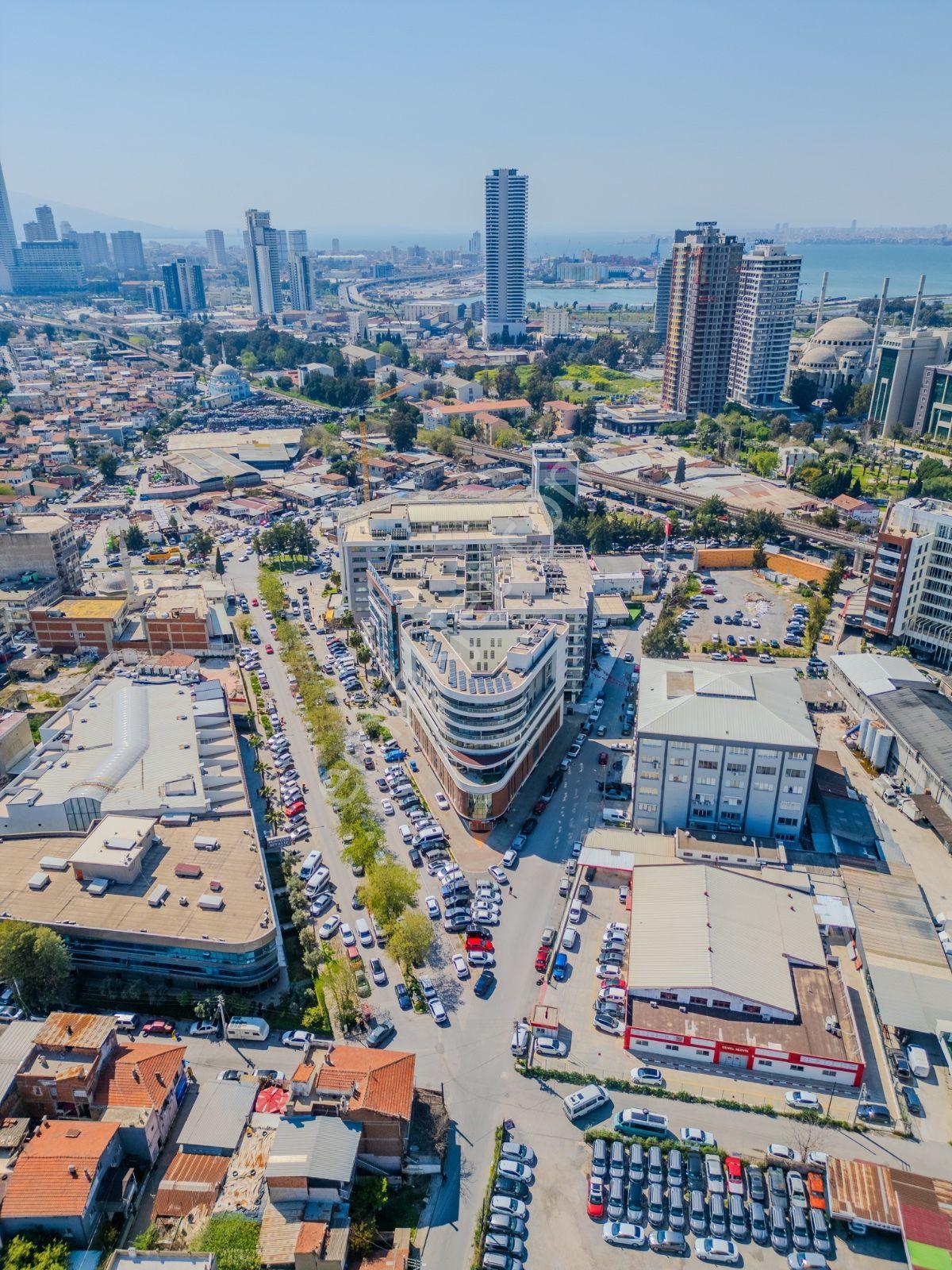 Bornova Adliye Ve Metro Yakını Kiralık Ofisler (2araç Otoparklı) - Görsel 3