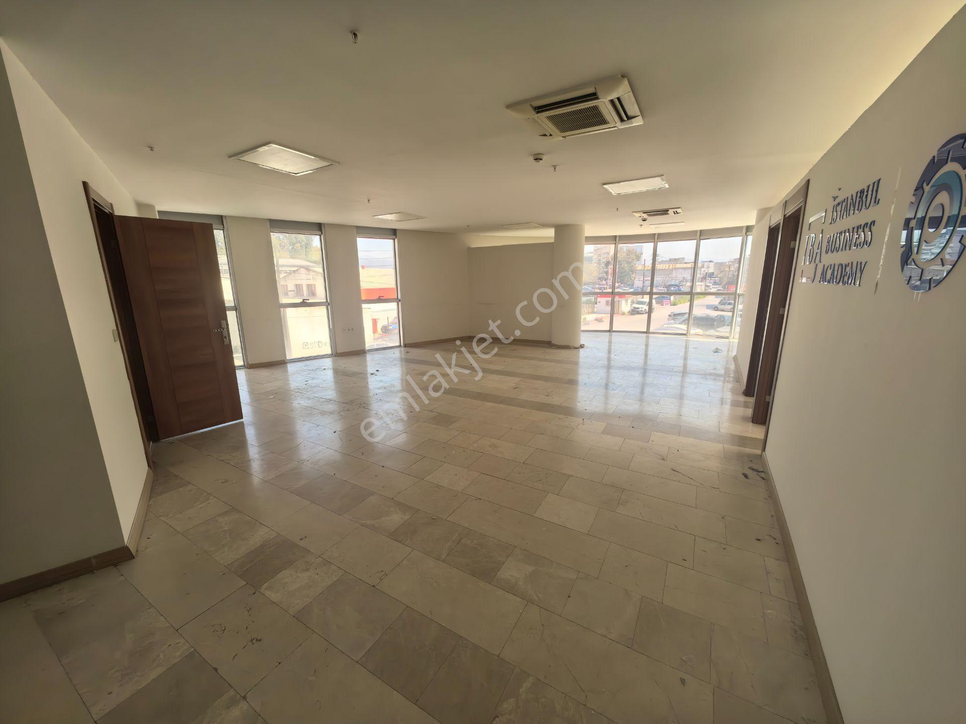 Bornova Adliye Ve Metro Yakını Kiralık Ofisler (2araç Otoparklı) - Görsel 5