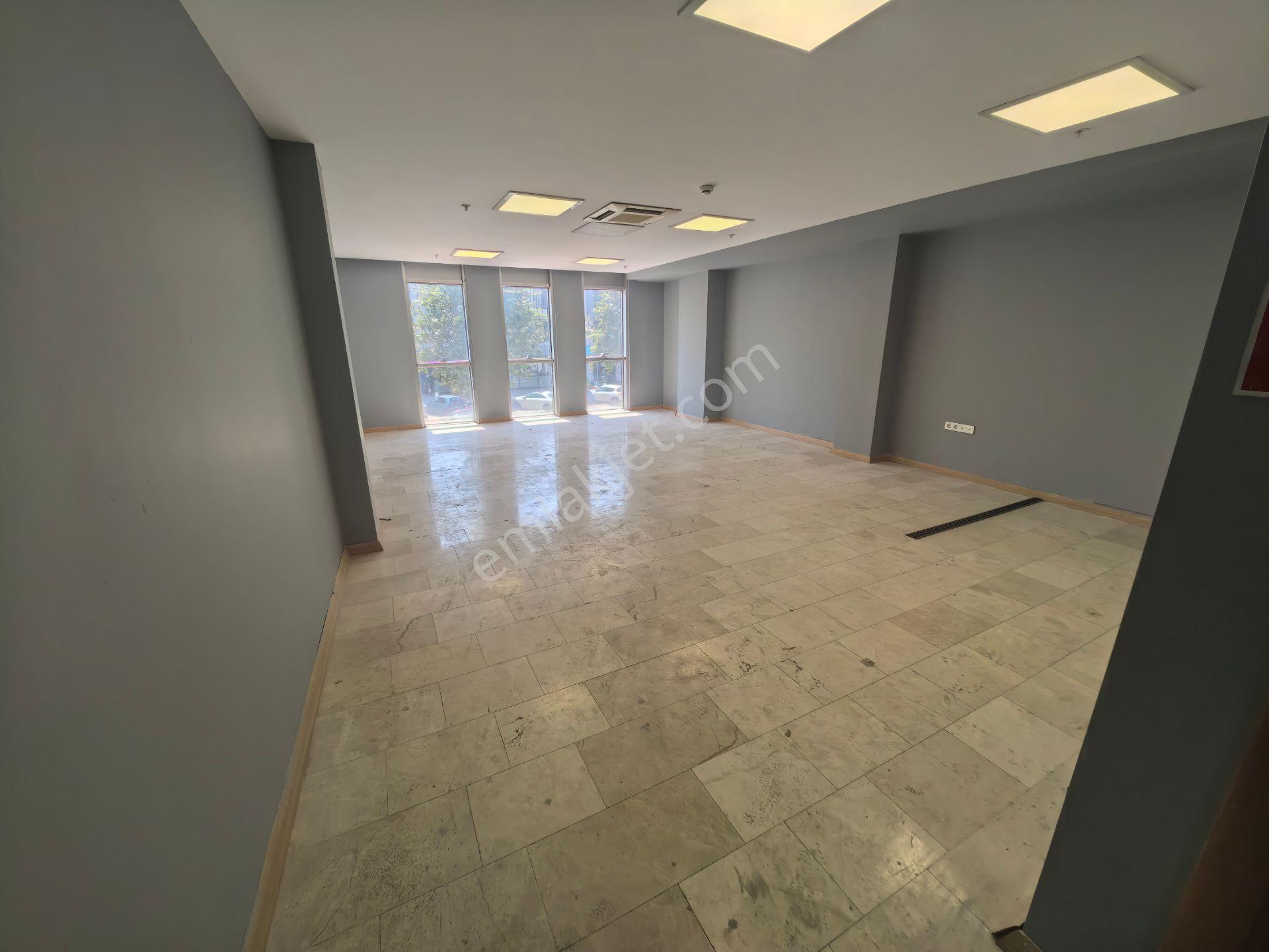 Bornova Adliye Ve Metro Yakını Kiralık Ofisler (2araç Otoparklı) - Görsel 24