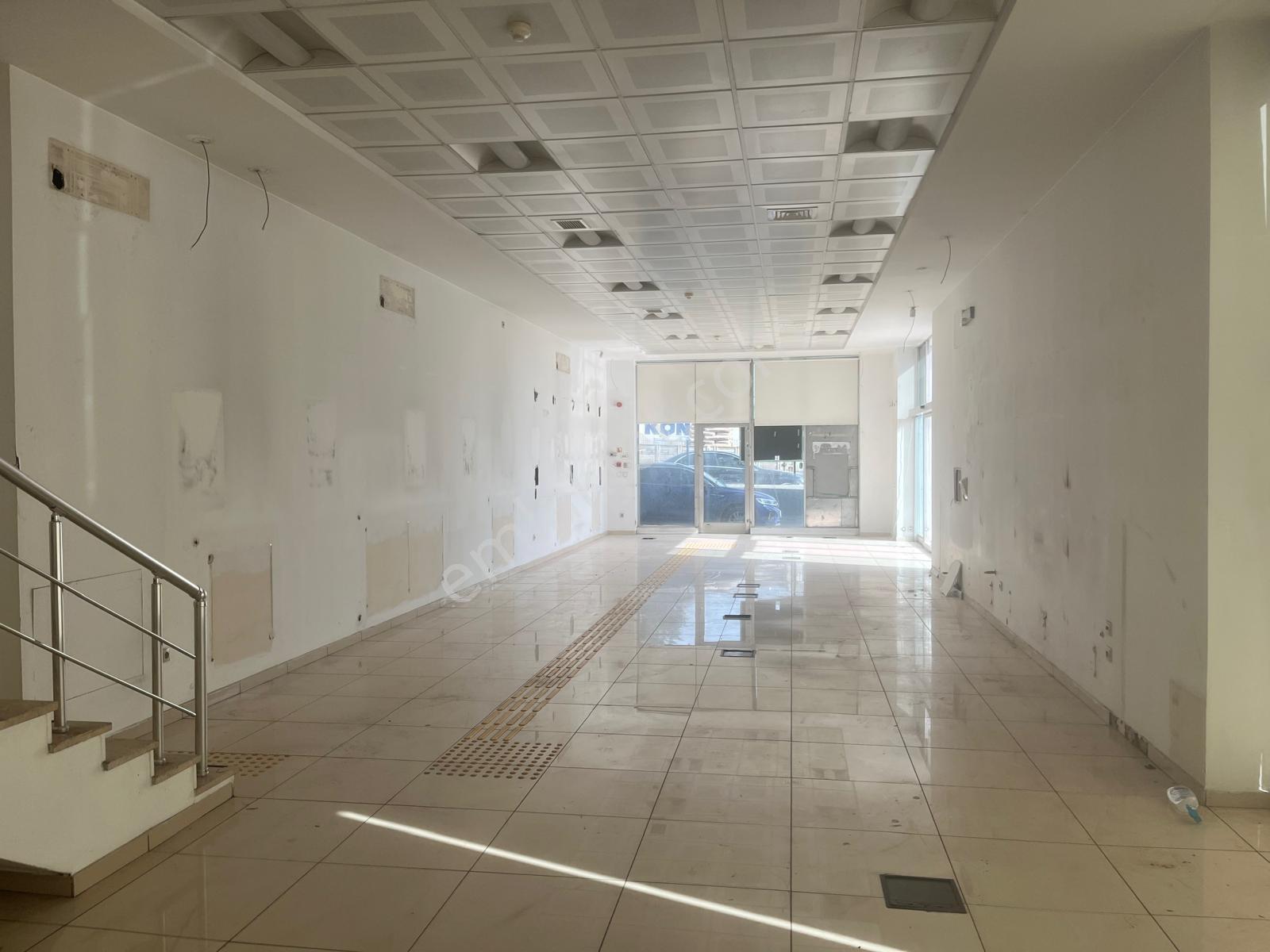 Tuzla Birmes Sanayi Ana Cadde Üzeri Site İçinde Kiralık Dükkan - Görsel 21