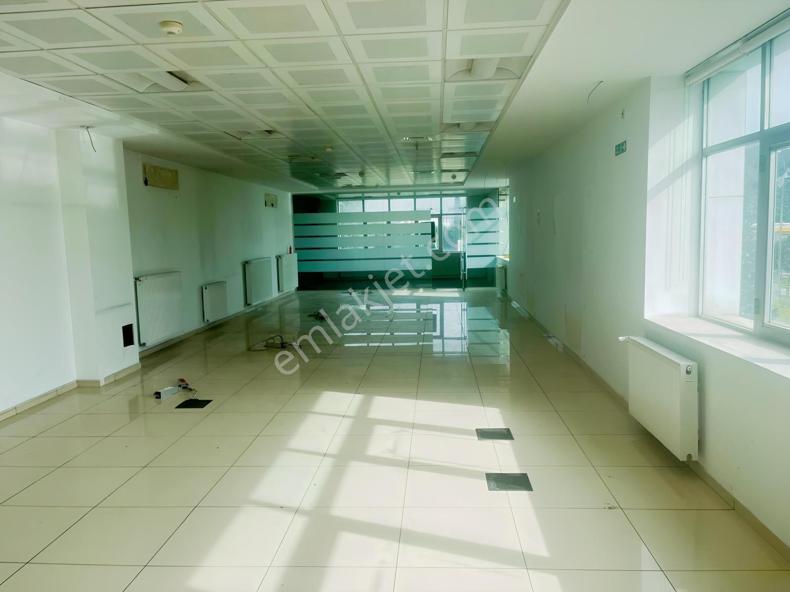 Tuzla Birmes Sanayi Ana Cadde Üzeri Site İçinde Kiralık Dükkan - Görsel 23