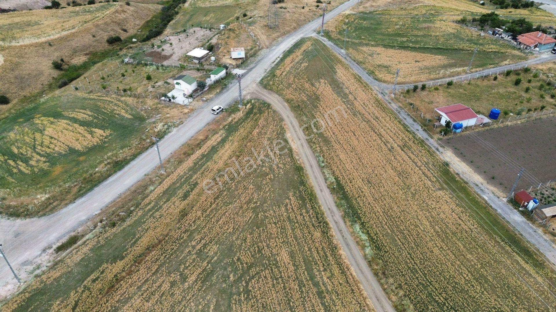 İmaremlak2'den 2 Tarafı Yola Cephe 900m2 Köşe Villa Parseli - Görsel 8